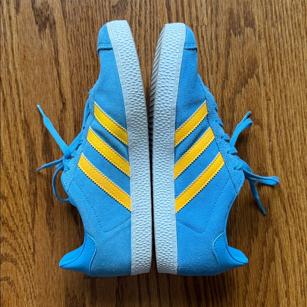 adidas Originals Gazelle Blue and Yellow Sneakers - Picture 3 of 12